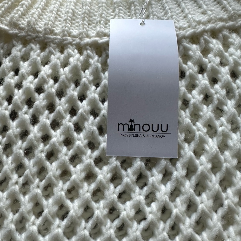 Knit sweater